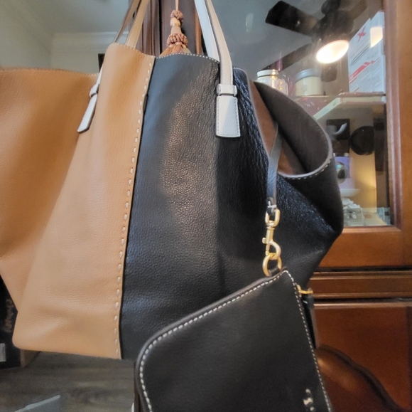 COPY - Tory Burch McGraw - Picture 9 of 11